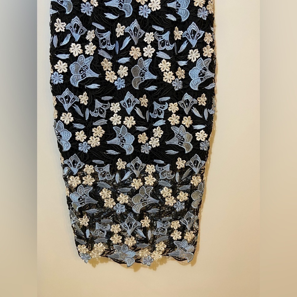 Bardot Tricolor Embroidered Midi Lace Dress Size 10 large NWT Floral - Picture 6 of 10